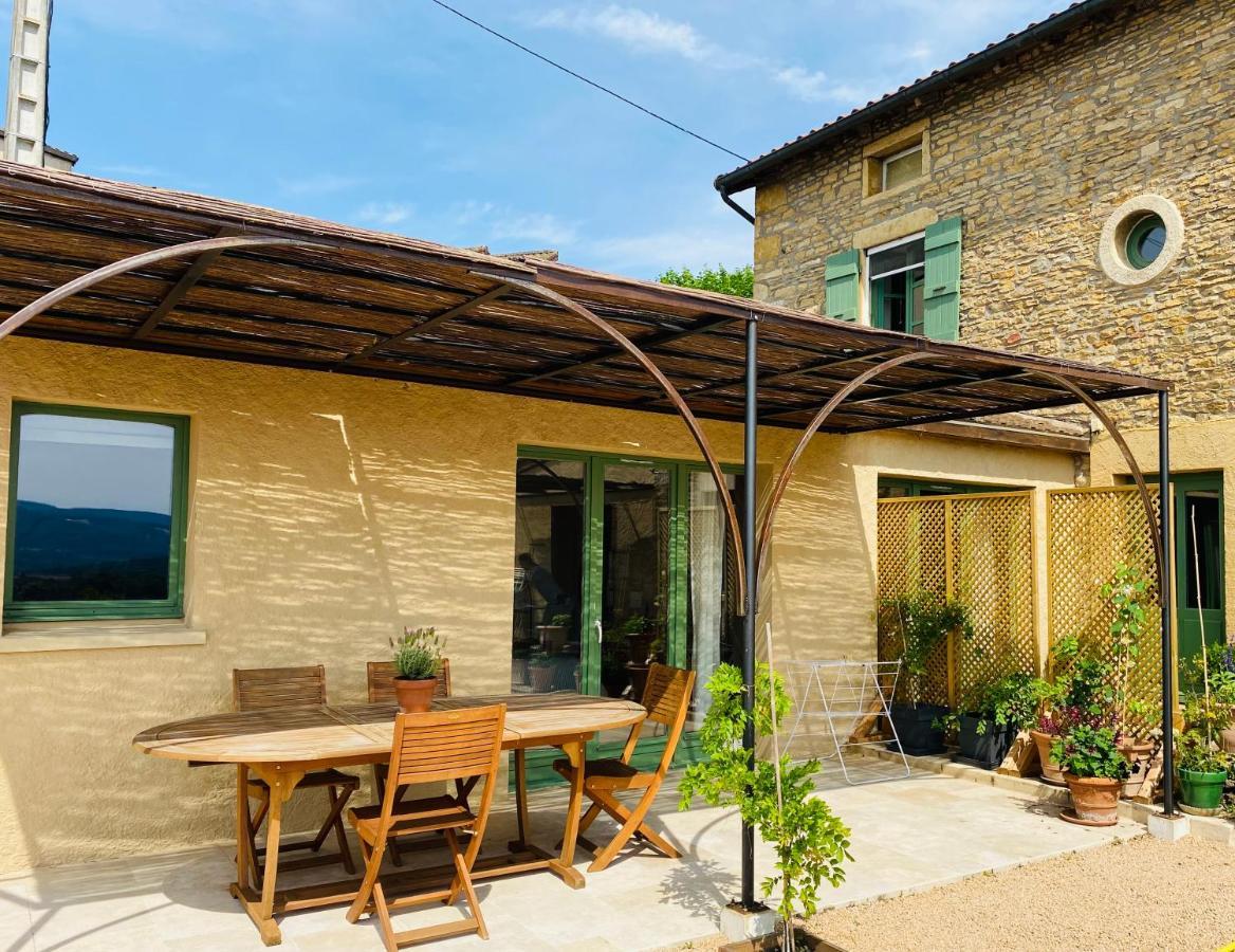 Les Trois Monts Apartment