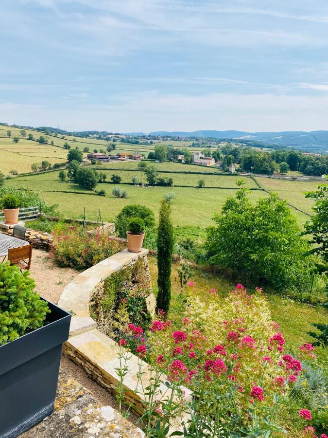 Les Trois Monts